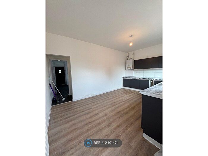 2 Bedroom End Of Terrace House To Rent In Bury Road, Manchester, BL2