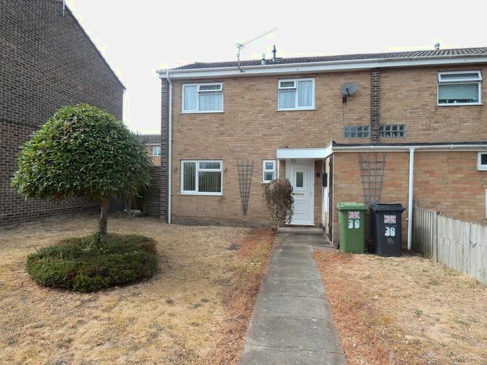 3 Bedroom End Of Terrace House To Rent In Fairfields, Thetford, IP24