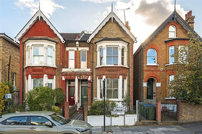 2 Bedroom Flat For Sale In Annandale Road, Greenwich, SE10