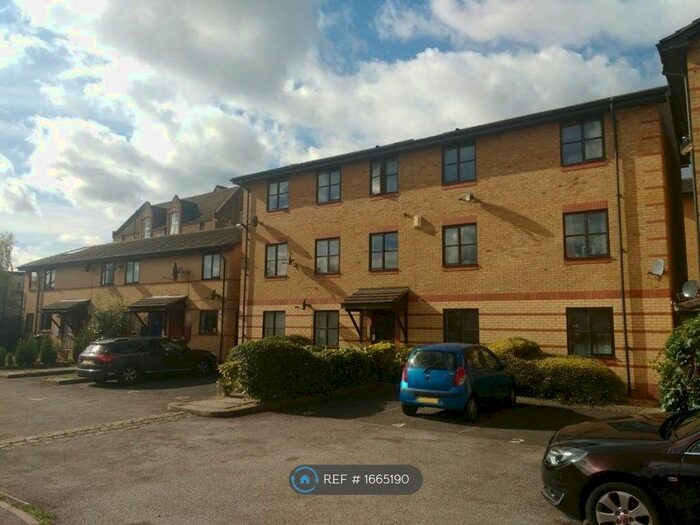 1 Bedroom Flat To Rent In Reynard Close, London, SE4
