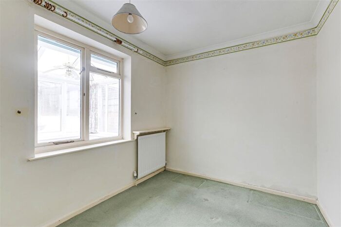2 Bedroom Detached Bungalow For Sale In Valetta Road, Arnold, Nottinghamshire, NG5