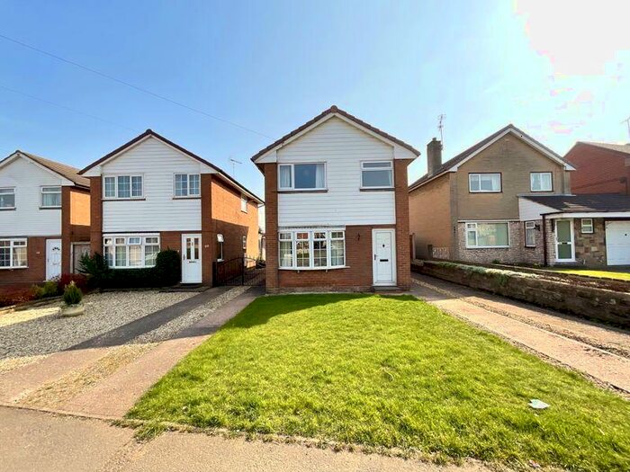 3 Bedroom Detached House For Sale In Eccleshall Road, Stone, ST15