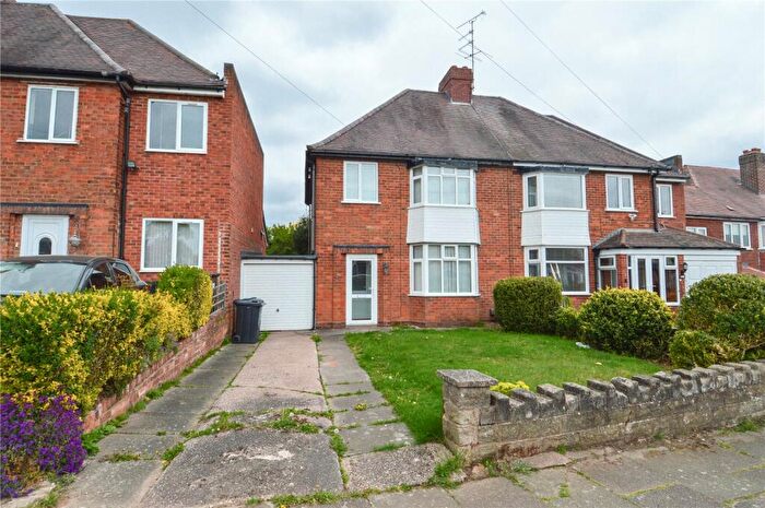 3 Bedroom Semi-Detached House To Rent In Balden Road, Harborne, Birmingham, West Midlands, B32