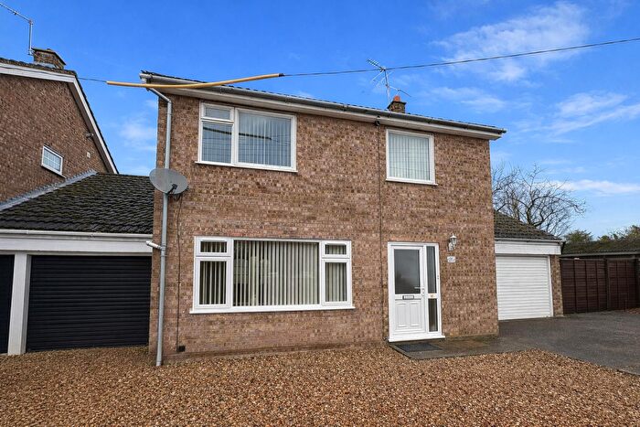 3 Bedroom Semi-Detached Bungalow To Rent In Wings Road, Lakenheath, IP27