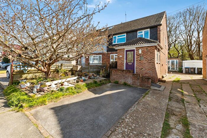 3 Bedroom Semi-Detached House For Sale In Chanctonbury Road, Burgess Hill, RH15