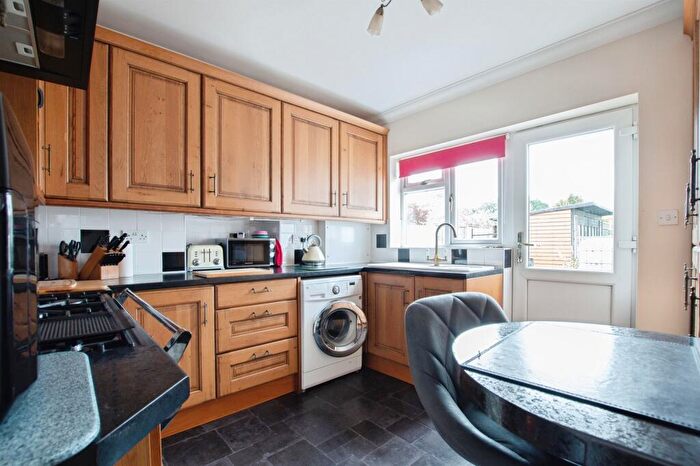 2 Bedroom Detached Bungalow For Sale In Durdells Avenue, Bournemouth, BH11