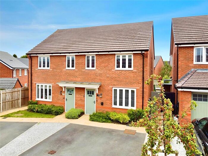 3 Bedroom Semi-Detached House For Sale In Barns Way, Newbold Verdon, Leicester, Leicestershire, LE9