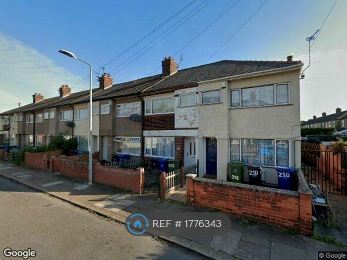 2 Bedroom Terraced House To Rent In Lord Street, Grimsby, DN31