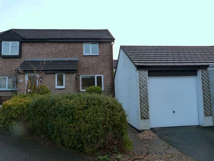 3 Bedroom Property To Rent In Hazelwood Road, Callington, PL17