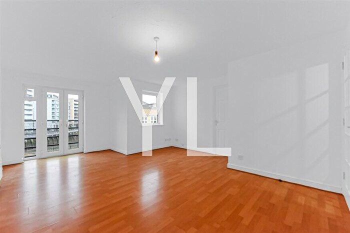 2 Bedroom Flat To Rent In Corbidge Court, Glaisher Street, Greenwich, SE8