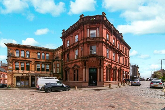 3 Bedroom Flat For Sale In Cathcart Street, Greenock, Inverclyde, PA15