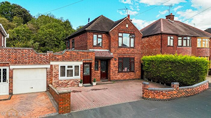 3 Bedroom Detached House For Sale In Berrington Road, Nuneaton, Warwickshire, CV10