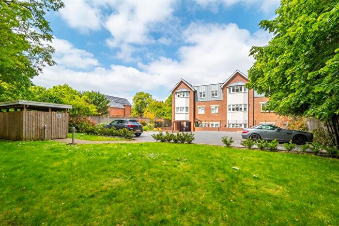 2 Bedroom Apartment For Sale In Devonshire Road, Sutton, SM2