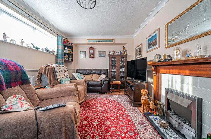 3 Bedroom Terraced House For Sale In King George Road, Andover, SP10
