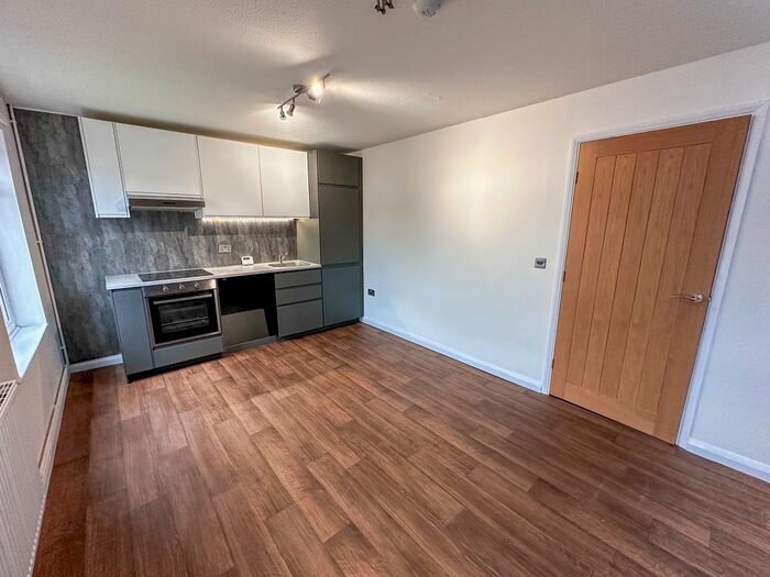2 Bedroom Flat To Rent In Wellington Street, Lincoln, LN1