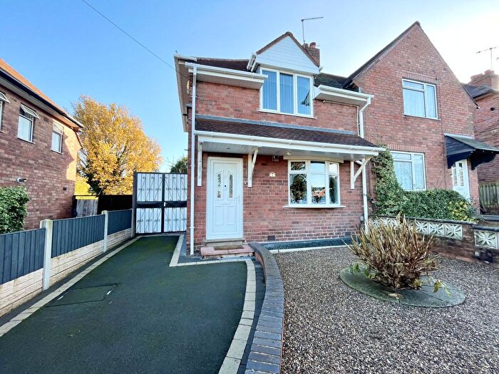 2 Bedroom Semi Detached House For Sale In Robin Hood Road, Quarry Bank, Brierley Hill, DY5