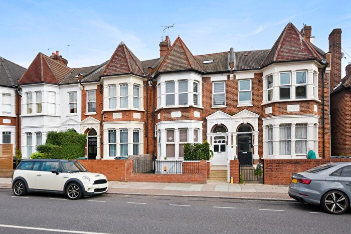1 Bedroom Flat To Rent In Ferme Park Road, Crouch End, N8