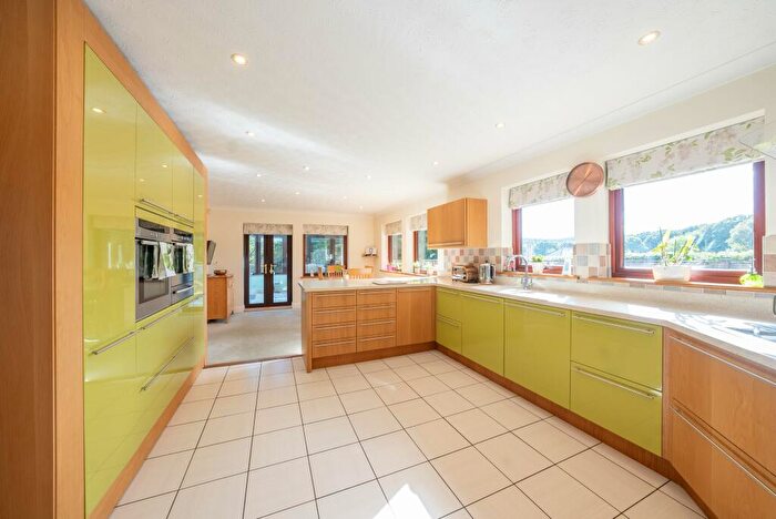 4 Bedroom Bungalow For Sale In The Narth, Monmouth, NP25