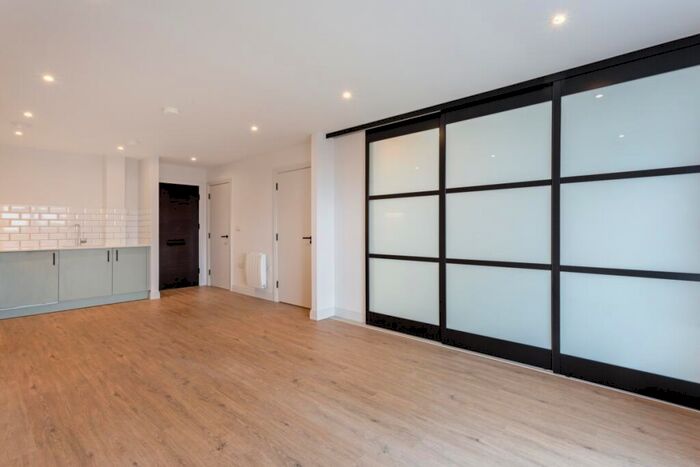 1 Bedroom Flat To Rent In Worthing Road Horsham, RH12