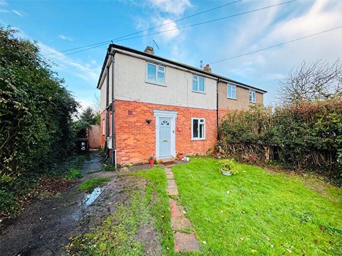 3 Bedroom House To Rent In Knoll Crescent, Eastbourne, East Sussex, BN22