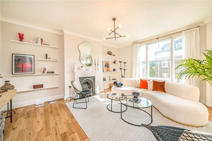 2 Bedroom Flat To Rent In Eardley Crescent, London, SW5