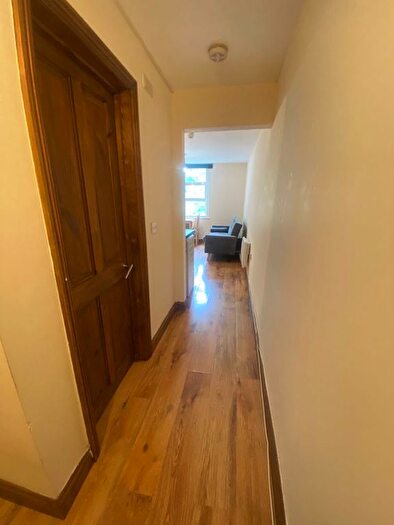 1 Bedroom Flat To Rent In Spacious Bedroom Flat To Let, Kilburn ., NW6