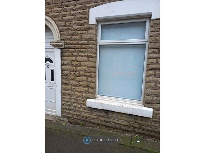 2 Bedroom Terraced House To Rent In Staley Road, Mossley, Ashton-Under-Lyne, OL5