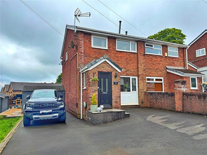 3 Bedroom Semi-Detached House For Sale In Philips Road, Bacup, Lancashire, OL13