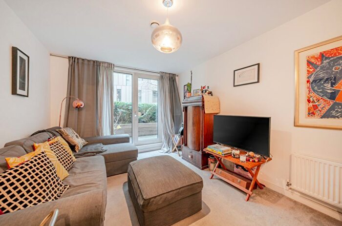 1 Bedroom Flat For Sale In Woods House, Gatliff Road, London, SW1W