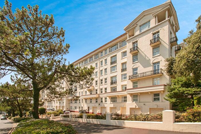 3 Bedroom Flat For Sale In Bath Road, Bournemouth, Dorset, BH1