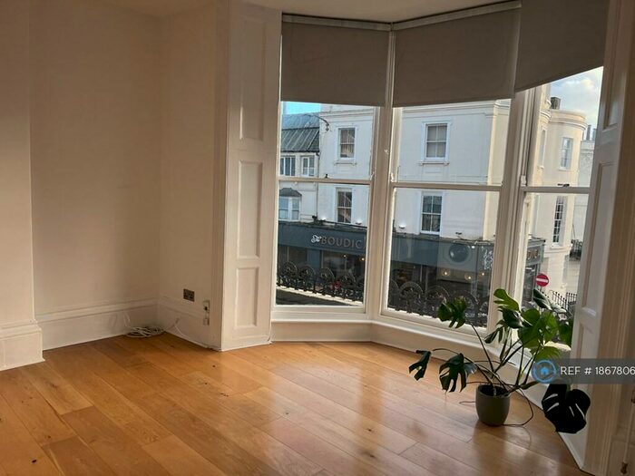 1 Bedroom Flat To Rent In Norfolk Square, Brighton, BN1