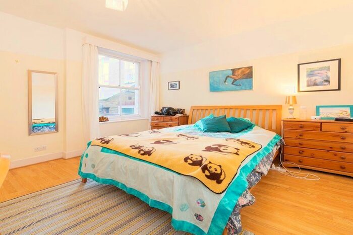 Studio To Rent In Harvist Road, Queens Park, NW6