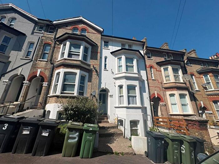 8 Bedroom Apartment For Sale In A And B Woodland Road, London, SE19