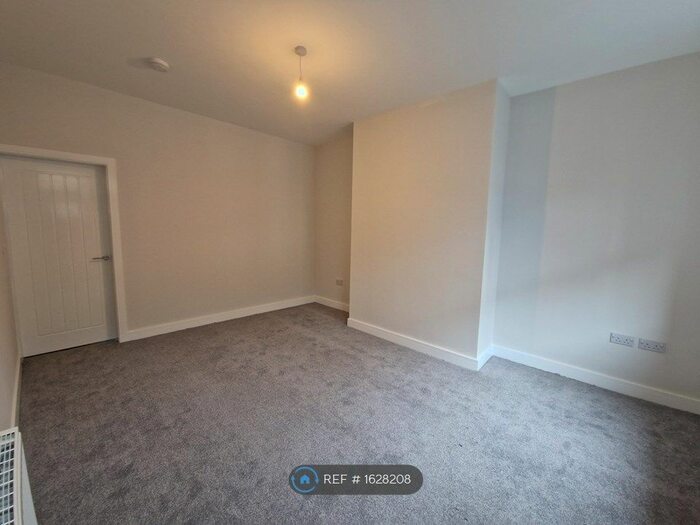 2 Bedroom Terraced House To Rent In Castle Street, Barnsley, S70