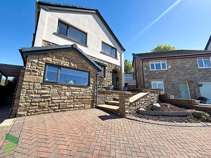 5 Bedroom Detached House For Sale In Sunnymere Drive, Darwen, BB3