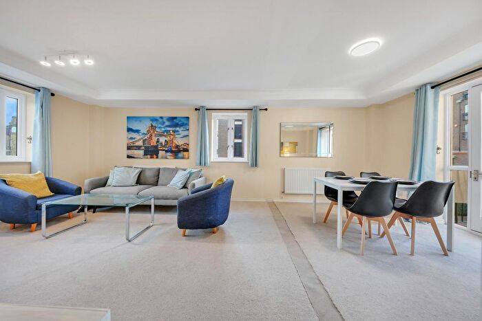 2 Bedroom Flat To Rent In Rotherhithe Street, London, SE16