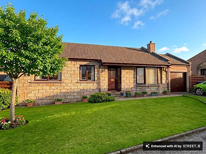 3 Bedroom Bungalow For Sale In Fraser Place, Alford, AB33