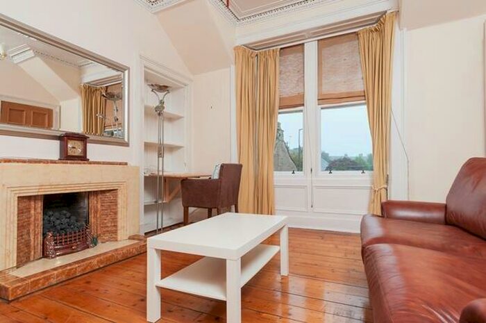 2 Bedroom Flat To Rent In L Manse Road, Edinburgh, EH12