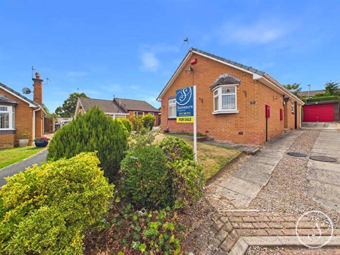 3 Bedroom Detached Bungalow For Sale In Birchfields Close, Leeds, LS14