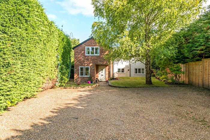 4 Bedroom Detached House To Rent In Dawney Hill, Pirbright, Woking, GU24