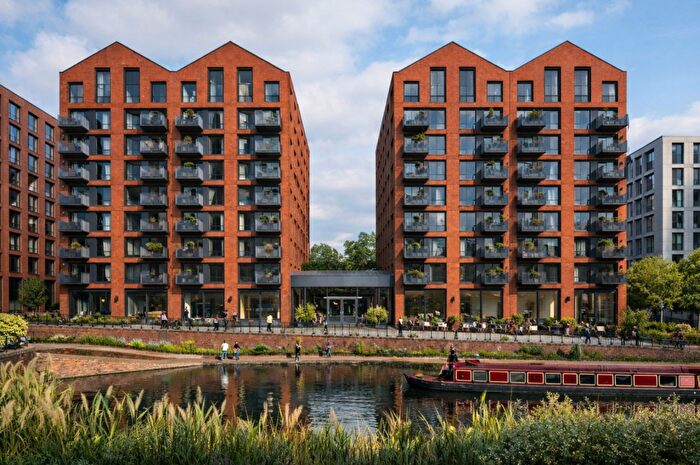 2 Bedroom Apartment For Sale In Glasswater Locks, Parking Available, B4