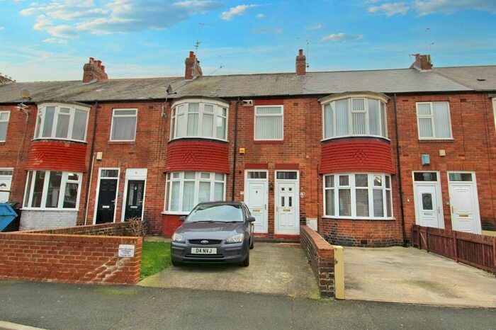 2 Bedroom Flat To Rent In Julian Avenue, Walkergate, Newcastle Upon Tyne, Tyne And Wear, NE6