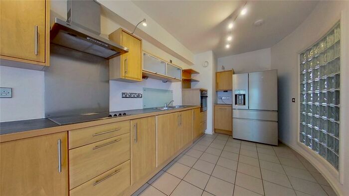 2 Bedroom Apartment To Rent In Breadalbane Street, Edinburgh, EH6