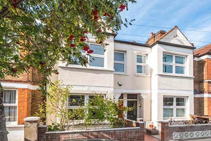 5 Bedroom Terraced House For Sale In Arica Road, Brockley, London, SE4