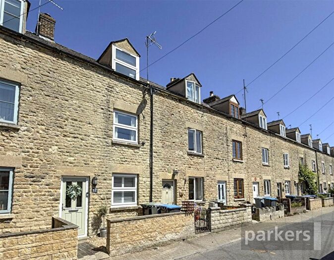 3 Bedroom Terraced House To Rent In Gloucester Place, Witney, Oxfordshire, OX28