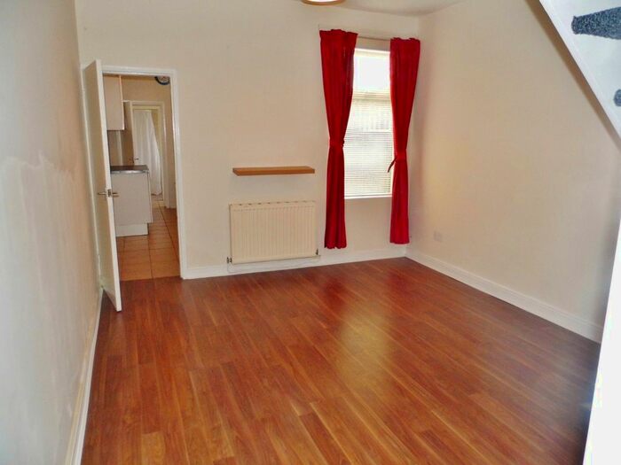 3 Bedroom End Of Terrace House To Rent In Princess Street, Foleshill, Coventry, CV6