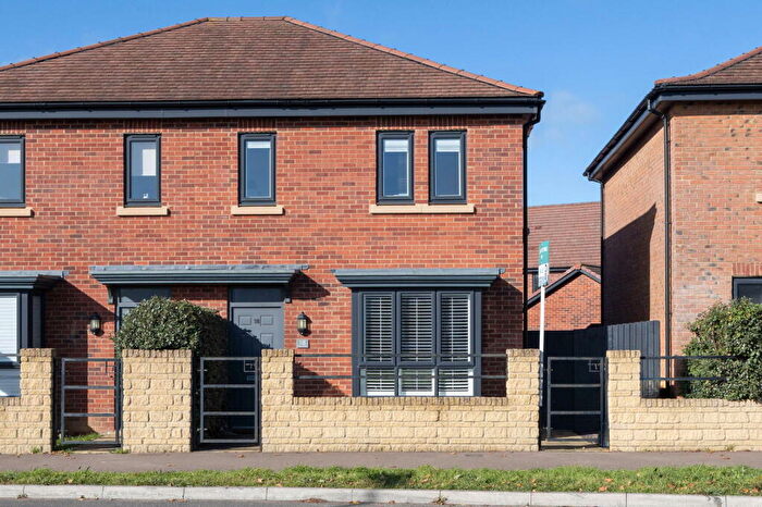 3 Bedroom Semi Detached House For Sale In Barley Road, Cheltenham, GL52