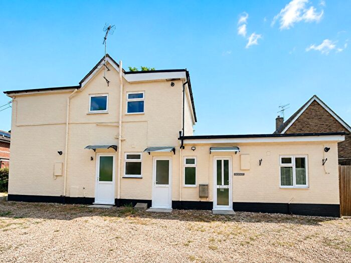 1 Bedroom Flat To Rent In Headley Road, Liphook, Hampshire, GU30