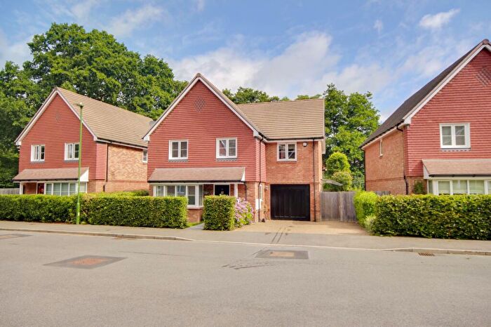 4 Bedroom Detached House For Sale In Gatesmead, Haywards Heath, RH16