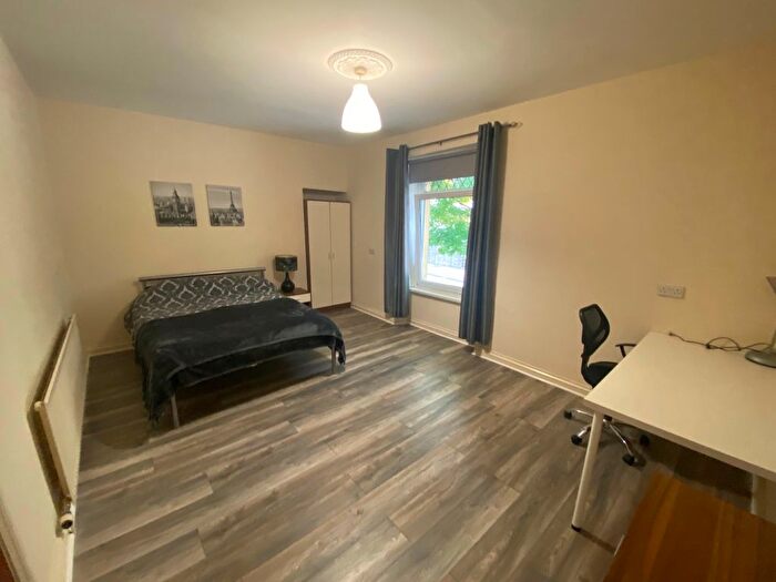 3 Bedroom Flat To Rent In Mansel Street, Swansea, SA1